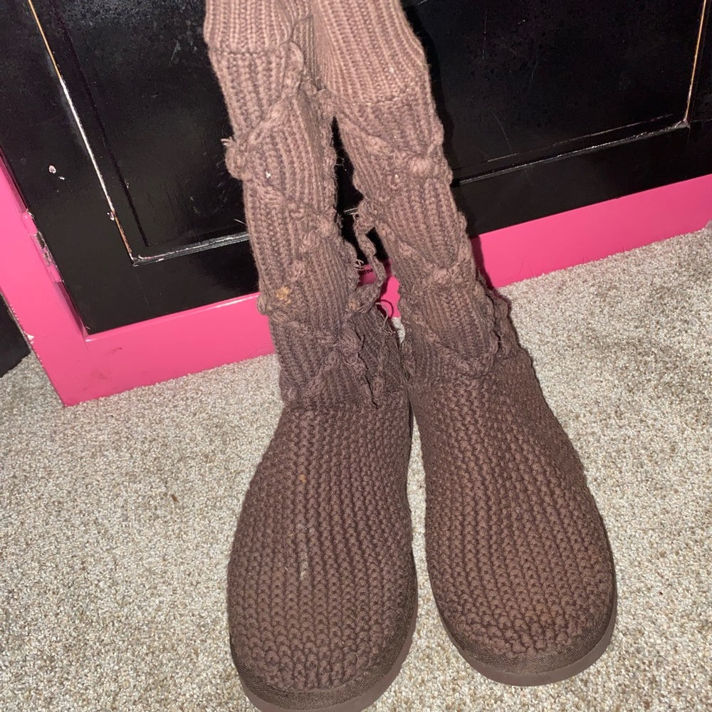 Size 6 Brown Sweater Ugg Boots